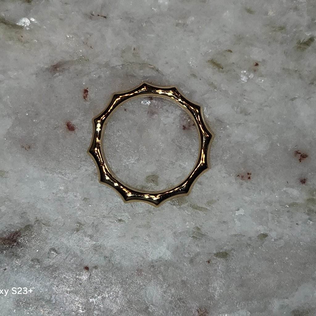 Monica Rich Kosann Happiness Sun Poesy Stackable 18k Yellow Gold Ring 3 — image 6 of 8